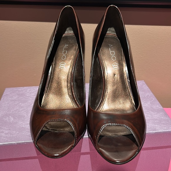 🎁Two tone brown heel 2 inch with open toes.. size 40 Aldo vero cuoio - Picture 2 of 4